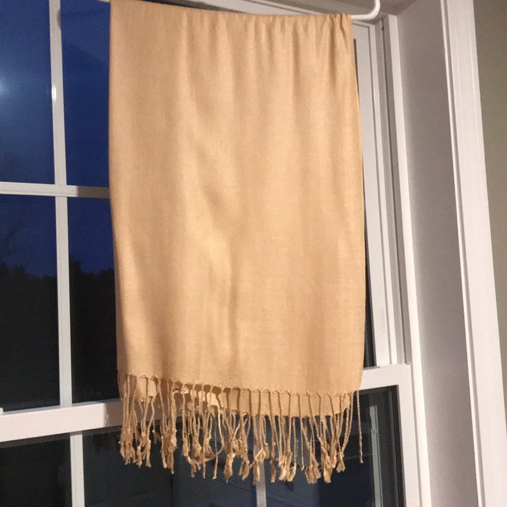 Tan/nude scarf/shawl